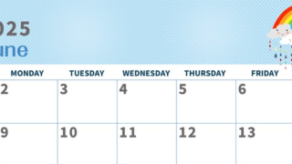 2025年6月横型の日曜始まり 雨雲イラストのかわいいA4無料カレンダー