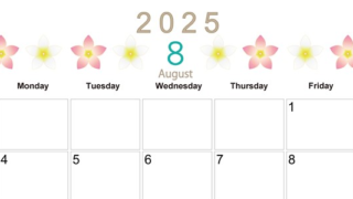 2025年8月横型の日曜始まり プルメリアがかわいいイラストA4無料カレンダー